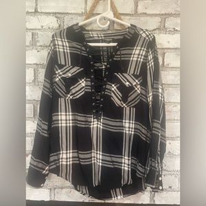 Express, used plaid, cinched cleavage top, soft, size large